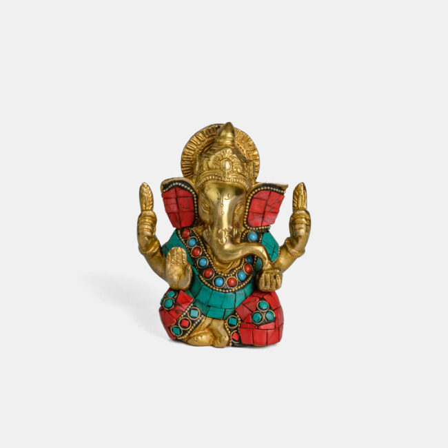 Ganesha idol with mukut