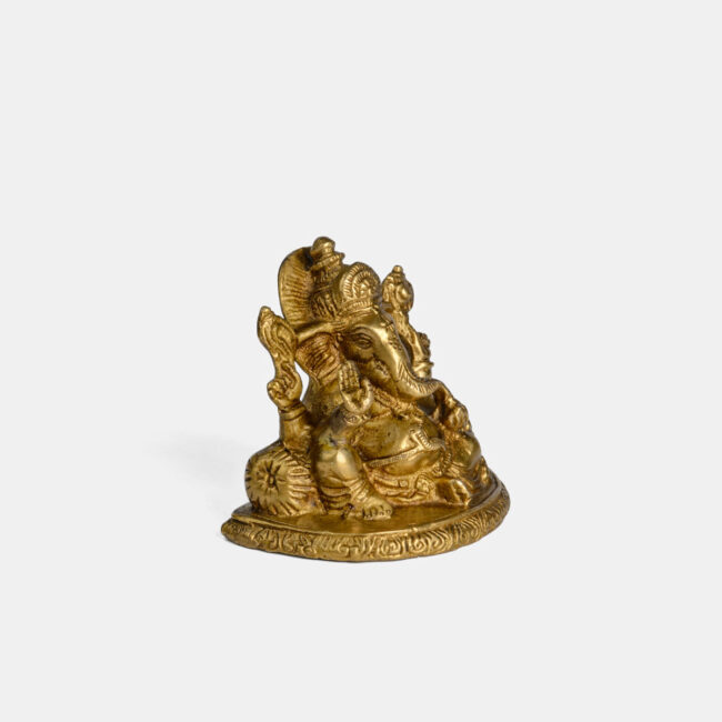 GANESHA - SEATED WITH 2 PILLOWS