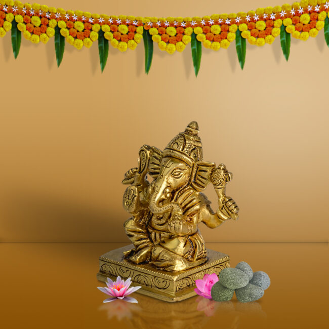 BRASS GANESHA - SEATED ON SQUARE BASE