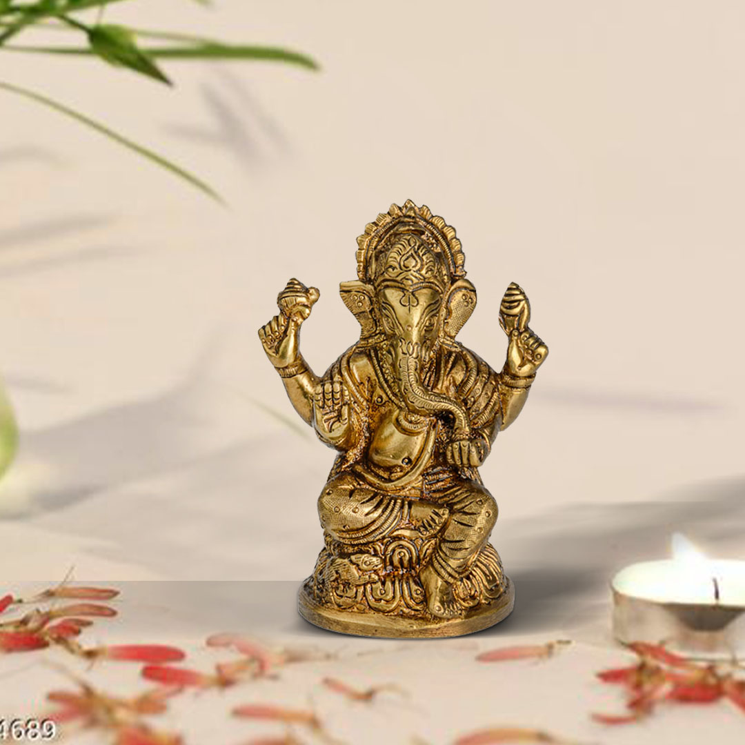 Brass Ganesha – Seated On Round Base